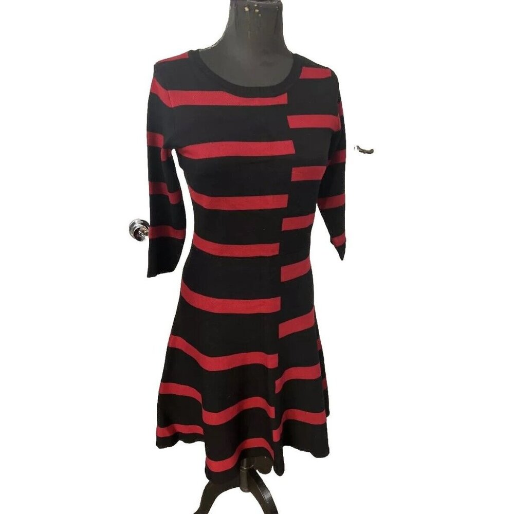 DANNY & NICOLE black/red striped FIT & FLARE SWEATER dress Medium sz Holiday